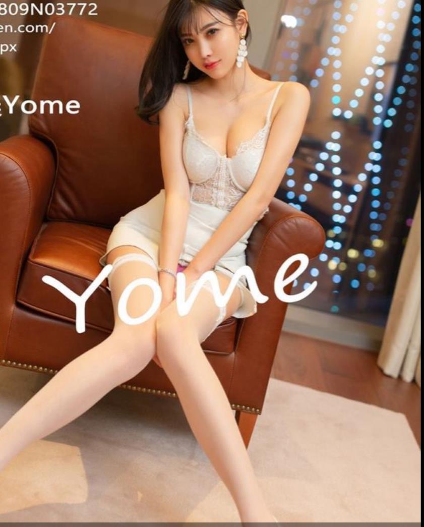 天真烂漫系列:体育馆多位来运动的学生妹,雪白娇柔肌肤太嫩