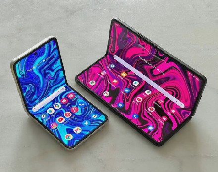各大品牌折叠屏手机真的来了,能否成为主流只是时间问题吧