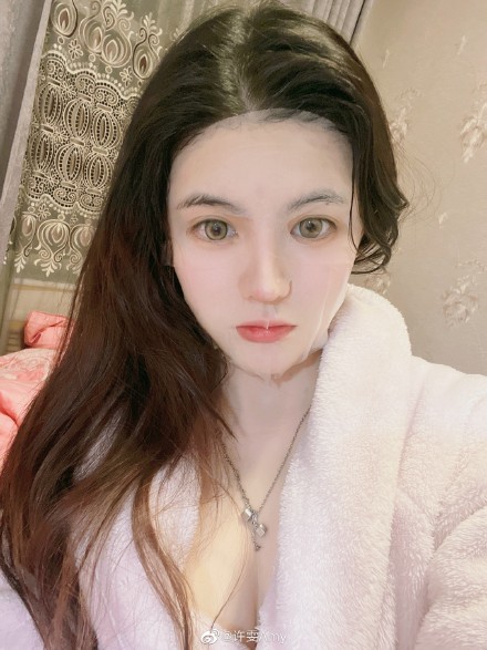 各位小姐姐们,今天普及一下美容觉怎么睡才能更美