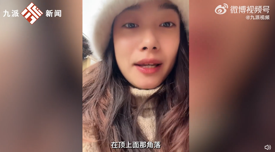 女子去丽江旅游花60元钱,在云南买2串烧烤仅8只虫