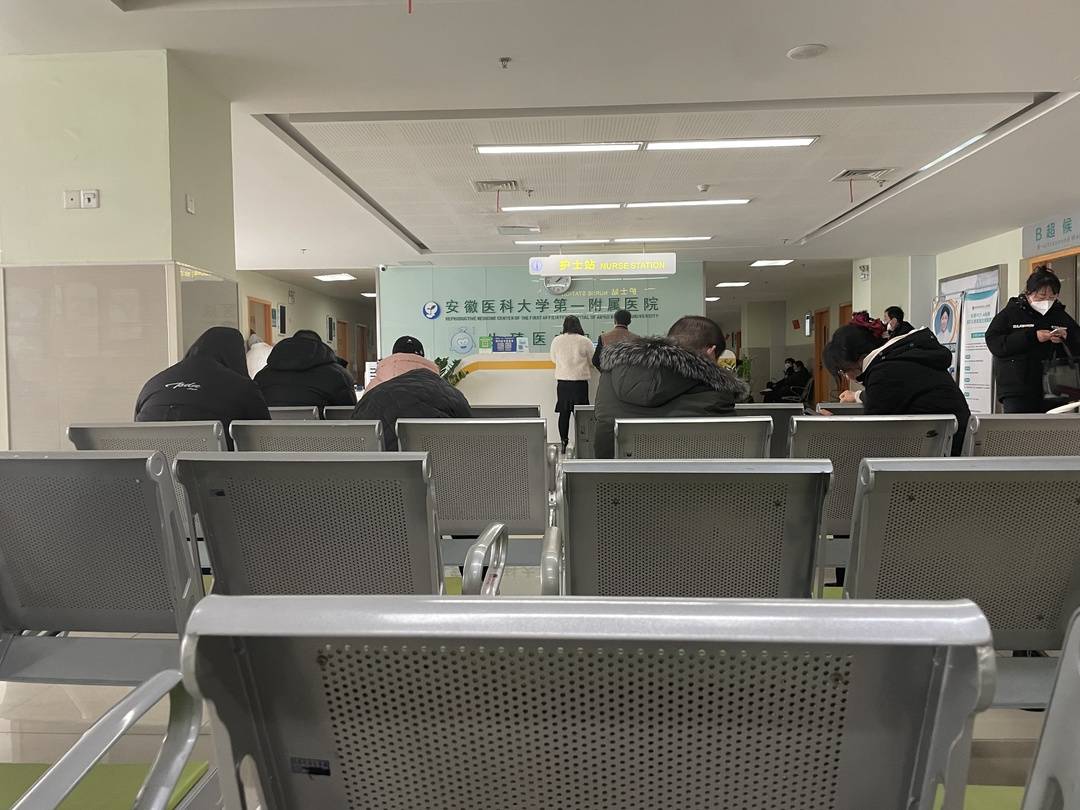 医院轻描淡写回应弄错试管婴儿.没必要计较未来的事情
