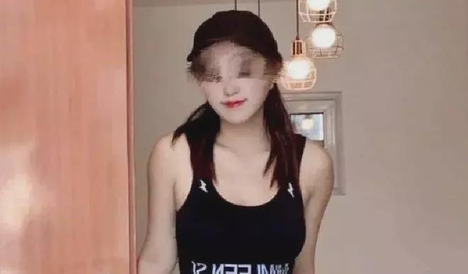 女网红沈樵作品有哪些?自编自导自卖15部视频,一人扛起所有