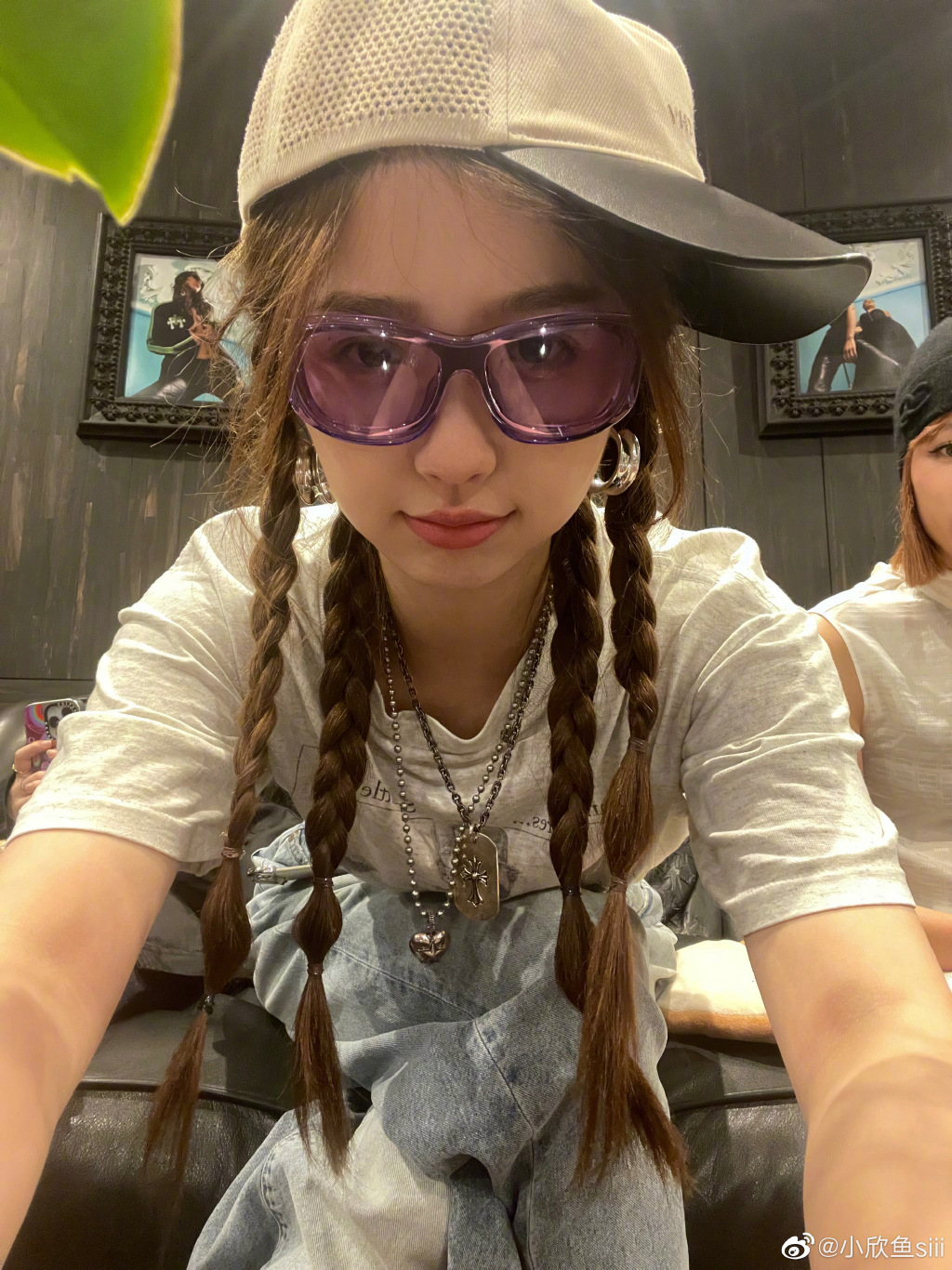 虞书欣感受“双向奔赴”的迷人风采：是什么旅游特种兵?