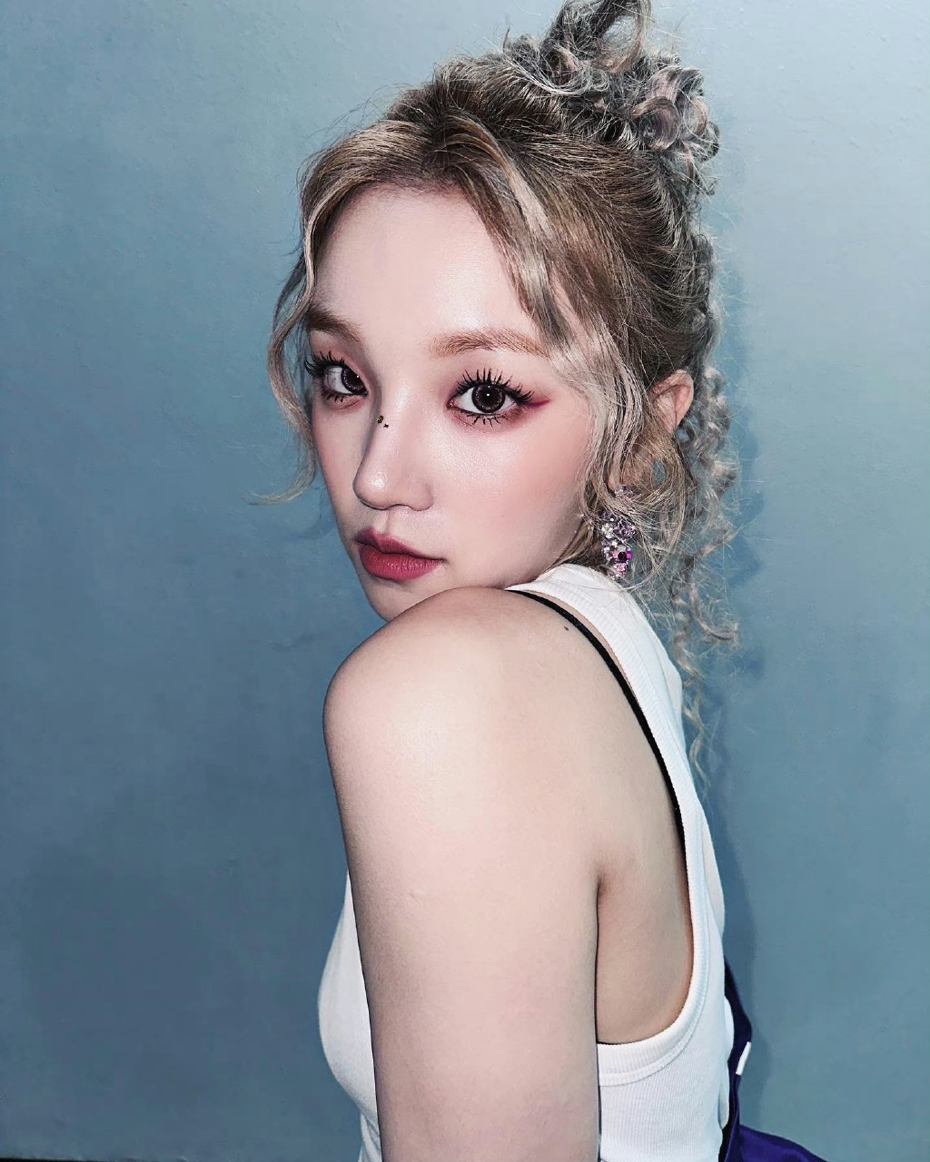 宋雨琦奔跑吧节目中，为什么12期只录了4期就飞走呢？