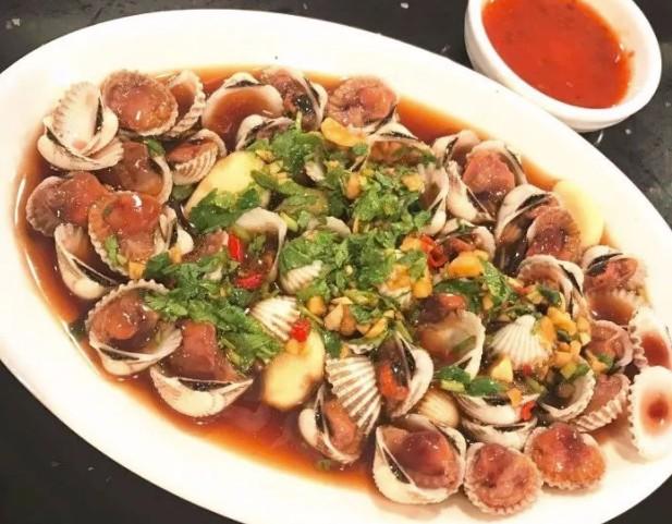 潮汕人的舌尖盛宴：生食海鲜一定要当心寄生虫的风险！