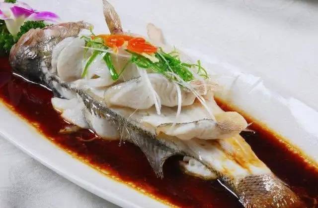 鱼肉的好处真的太多了，远不止营养这么简单哦！