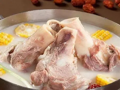 经常听老人说要多喝骨头汤，那么它真的能补钙吗？