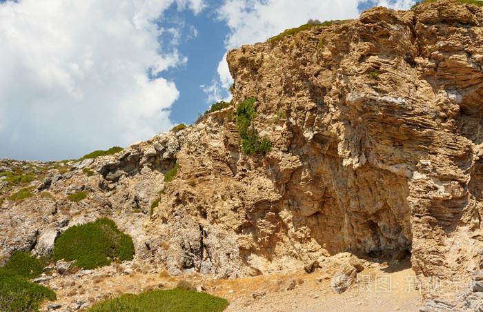 揭秘科学家对石头的时间研究：岩石年龄如何被计算出来的