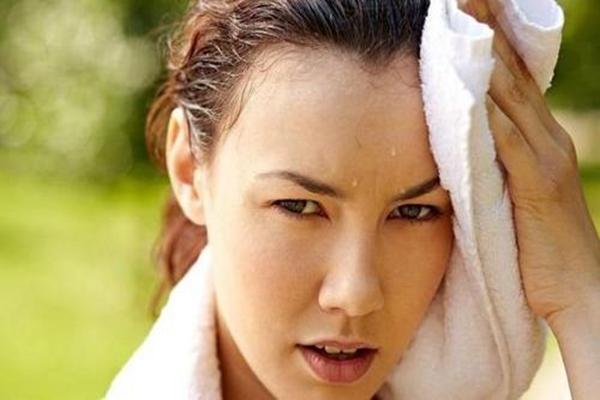 有人说运动后大量出汗就等于排毒养颜了，真相是这样吗？