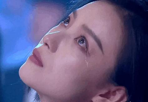 人在压力大的时候就放声的哭出来,这样真的有利于身心健康