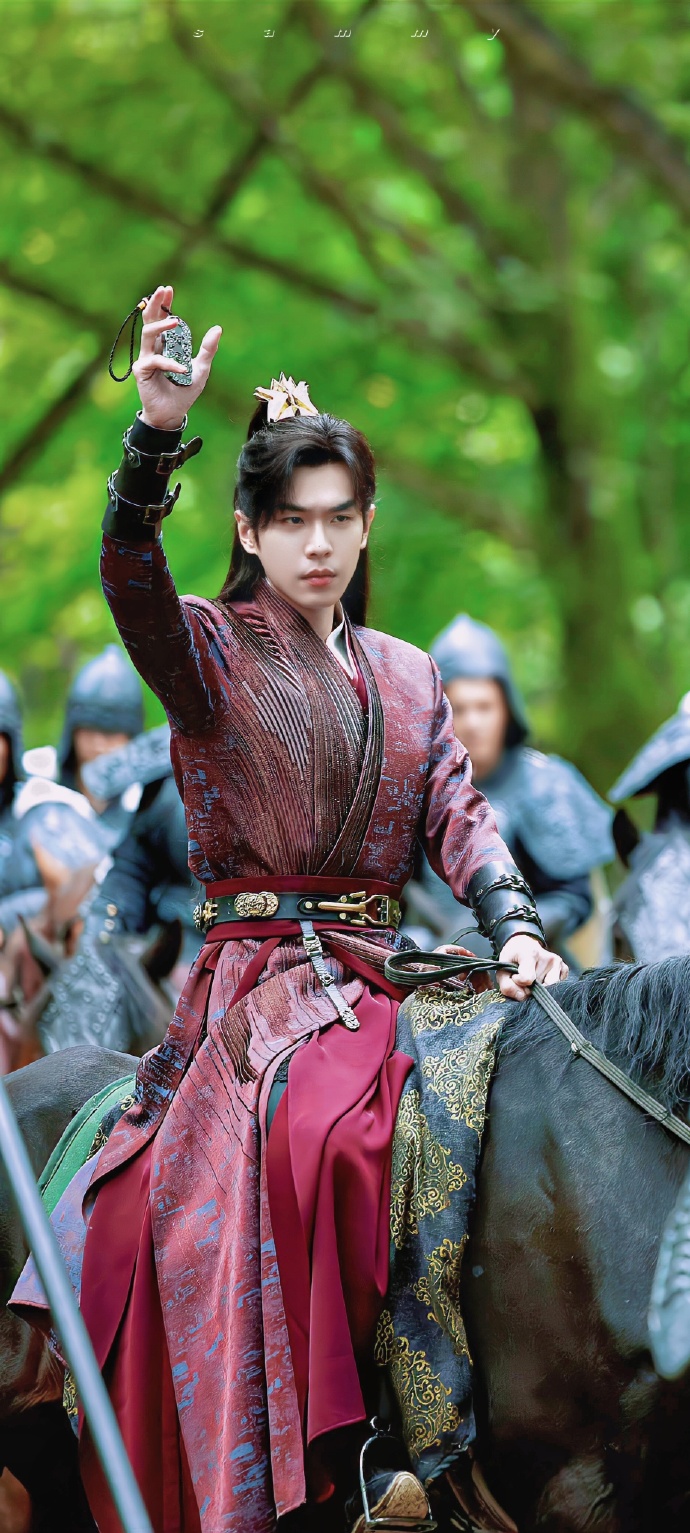 张若昀说范闲是暴风雨中的孤舟能深入角色，可算诠释经典