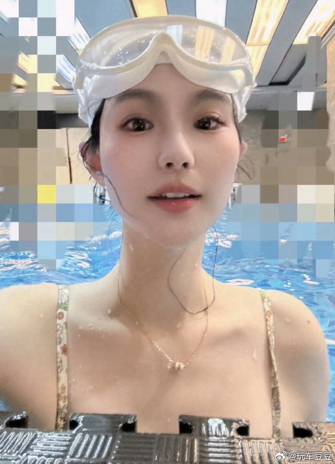 本女健身一年花了两万多属于什么阶层和水平？