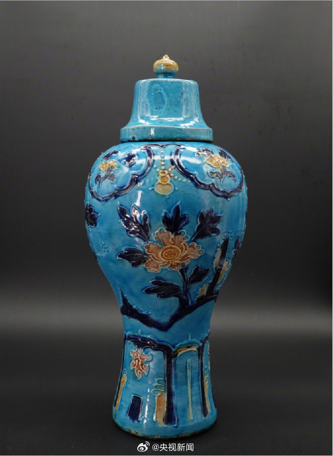 南海沉船打捞出的900余件套文物惊艳了，古代海上丝绸之路