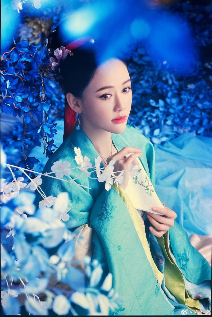 墨雨云间渣爹姜元柏，你要不看一下你老婆衣服颜色绿否？