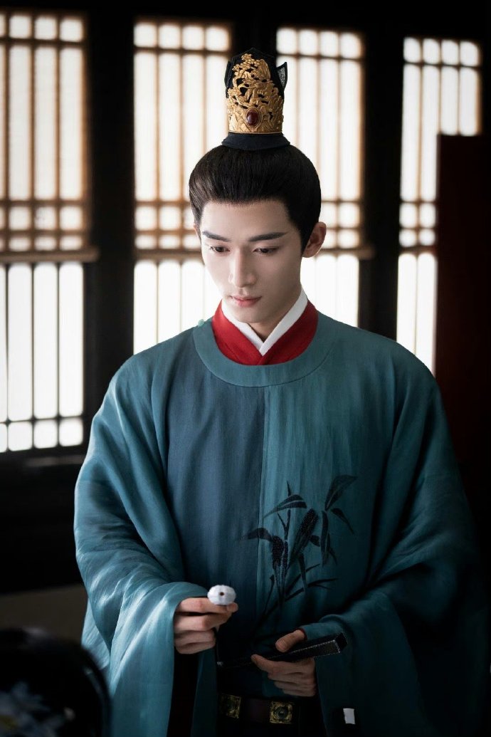 于正回复吴谨言，王星越必须二搭，让精彩再续