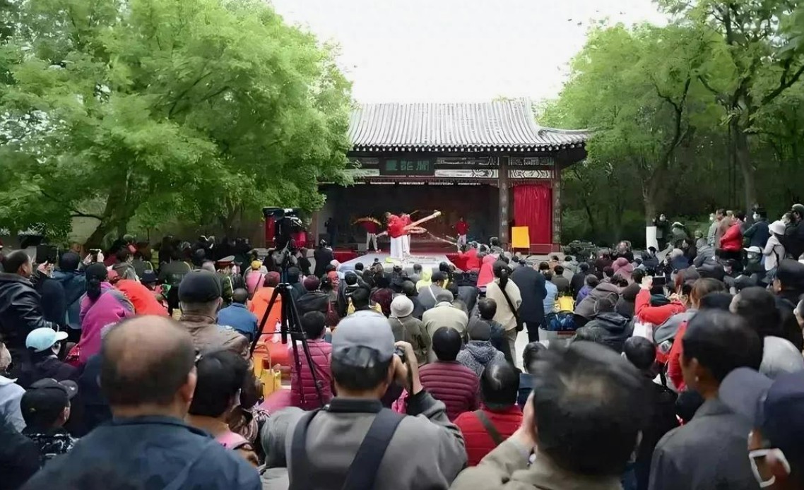 五一假期四大反常现象，背后藏着出行安全大警示