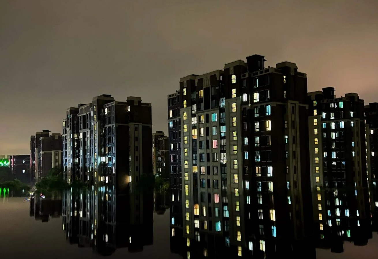 房产中介深夜爆猛料！房价“蹦极”式暴跌，背后真相来了