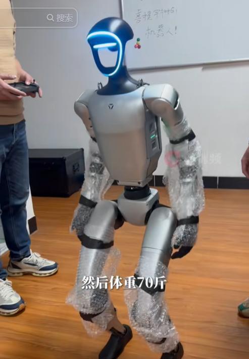 31.9万买机器人当"摇钱树"？"空手套白狼"让科技产品自己赚钱