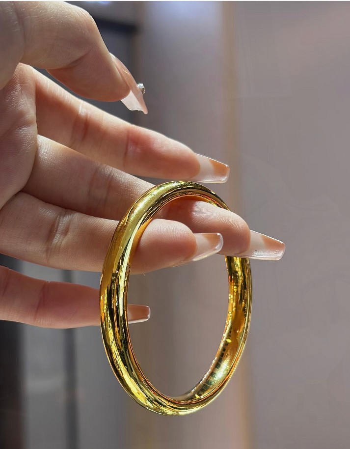 11月18日金价风云突变！金店门可罗雀是何缘故？